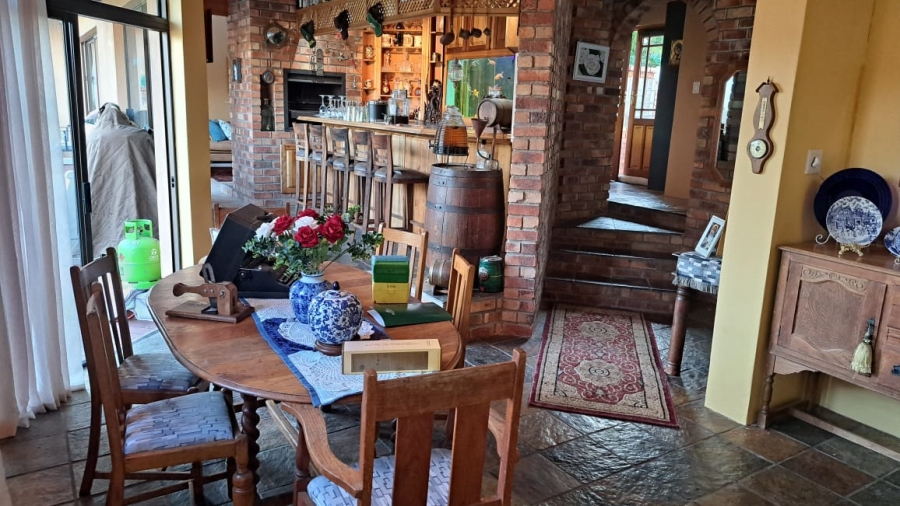 4 Bedroom Property for Sale in Nahoon Valley Park Eastern Cape